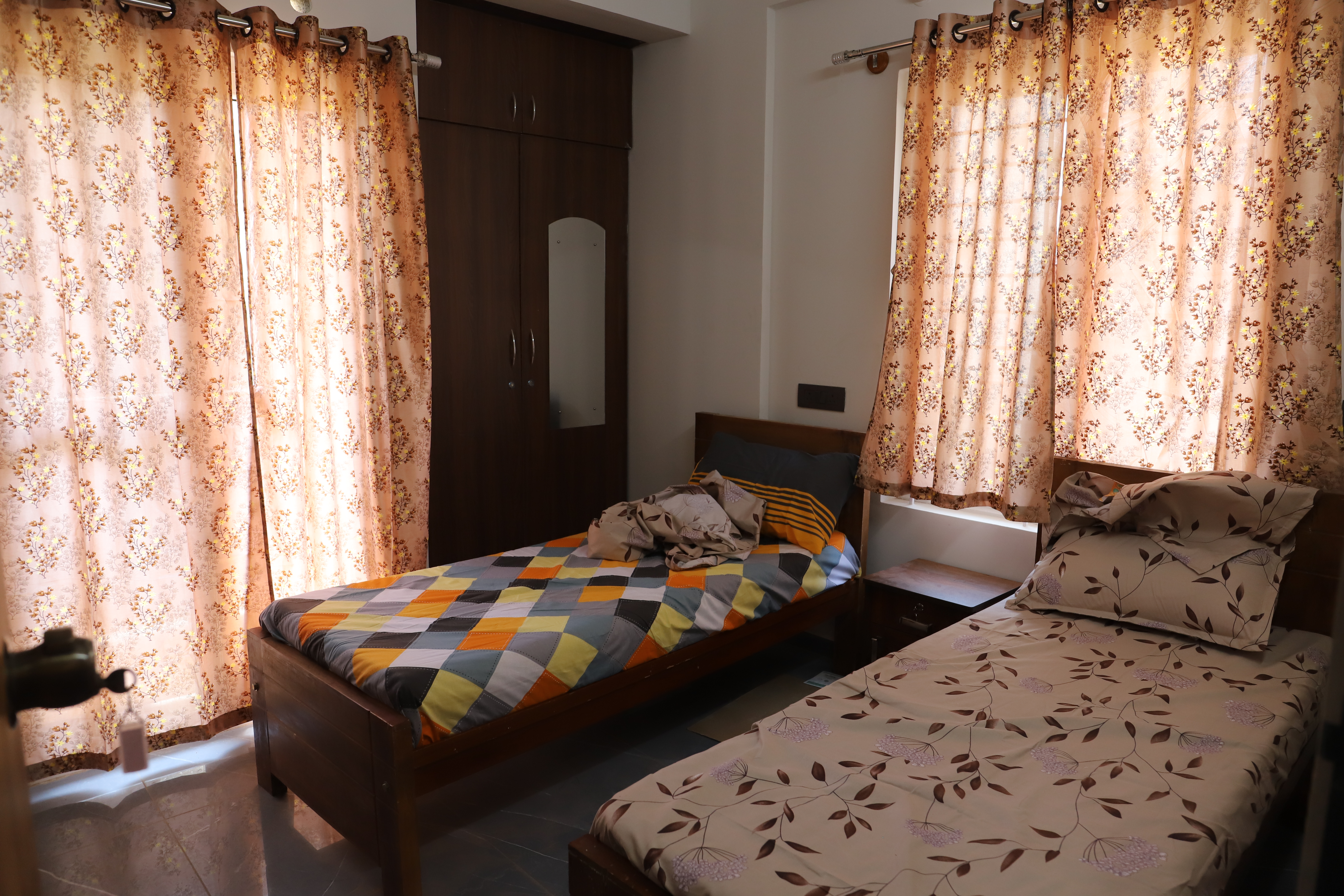 Camera-20250319T150119Z-002 Redrock Hrizon-20260228T162641Z-1-001